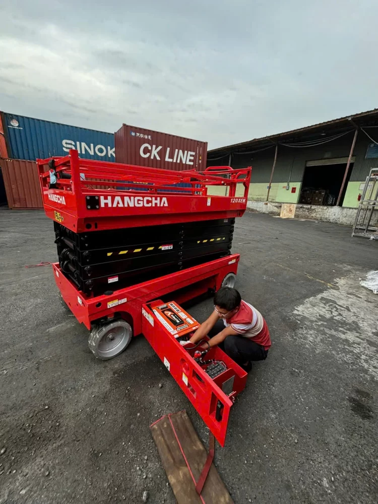 Pin lithium cho xe nâng người Hangcha
