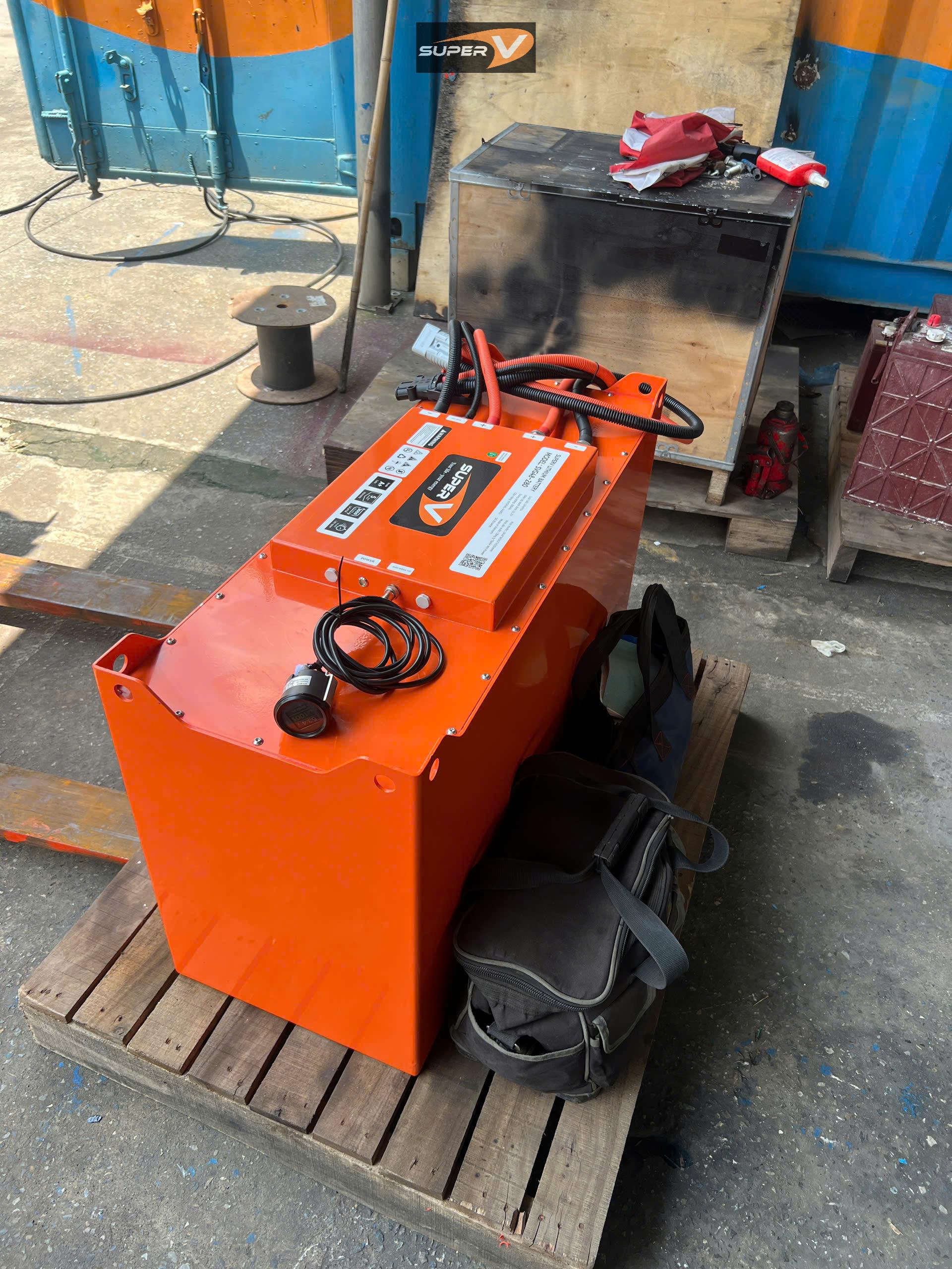 pin-lithium-xe-nang-dung-lai-48V-280Ah